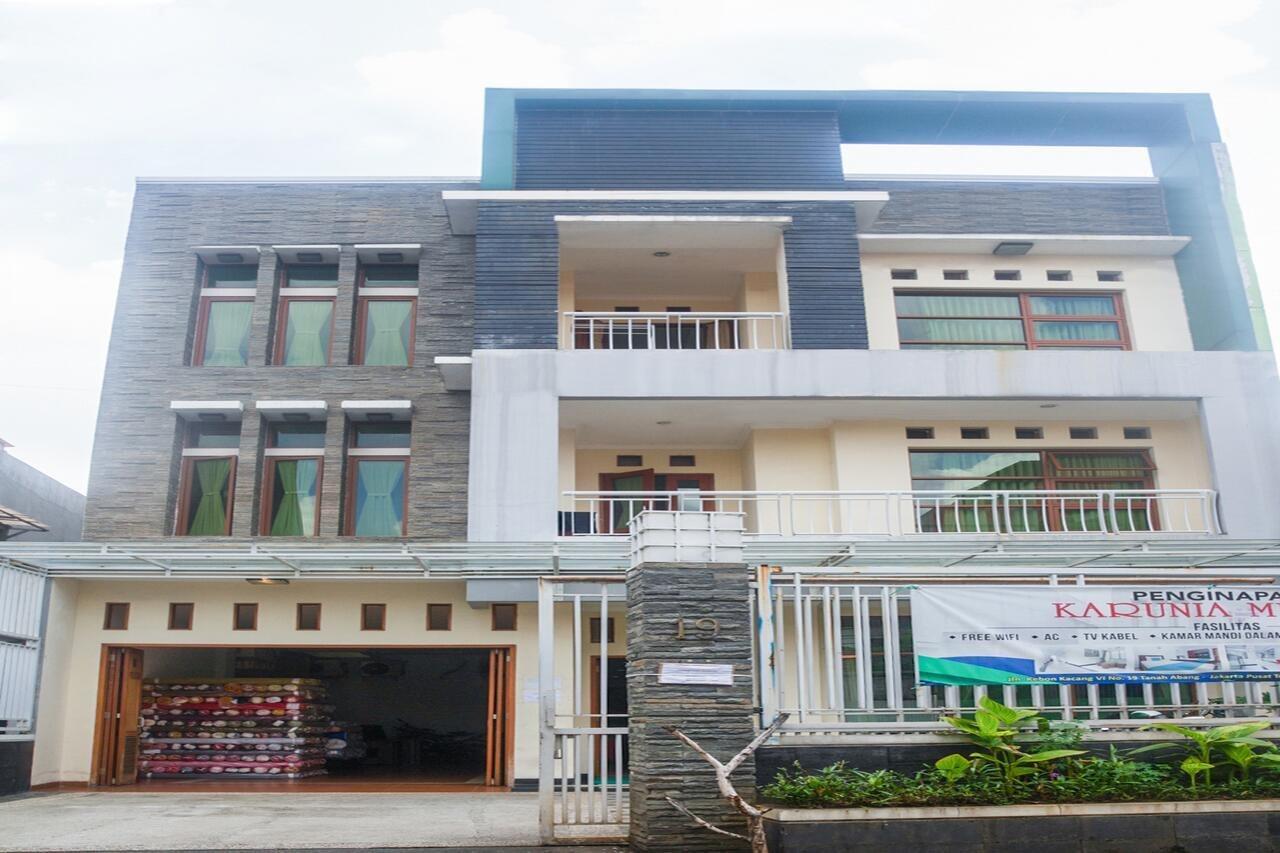 Hotel Oyo 3894 Karunia Muslim Syariah Jakarta Exterior foto